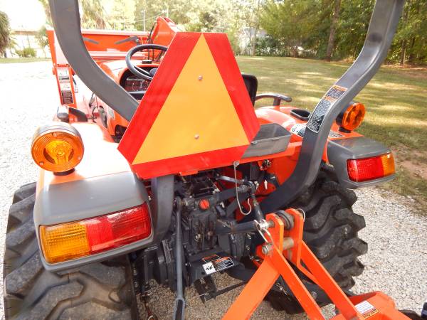 Kubota TRACTOR, dovoz USA — foto 6 z 12