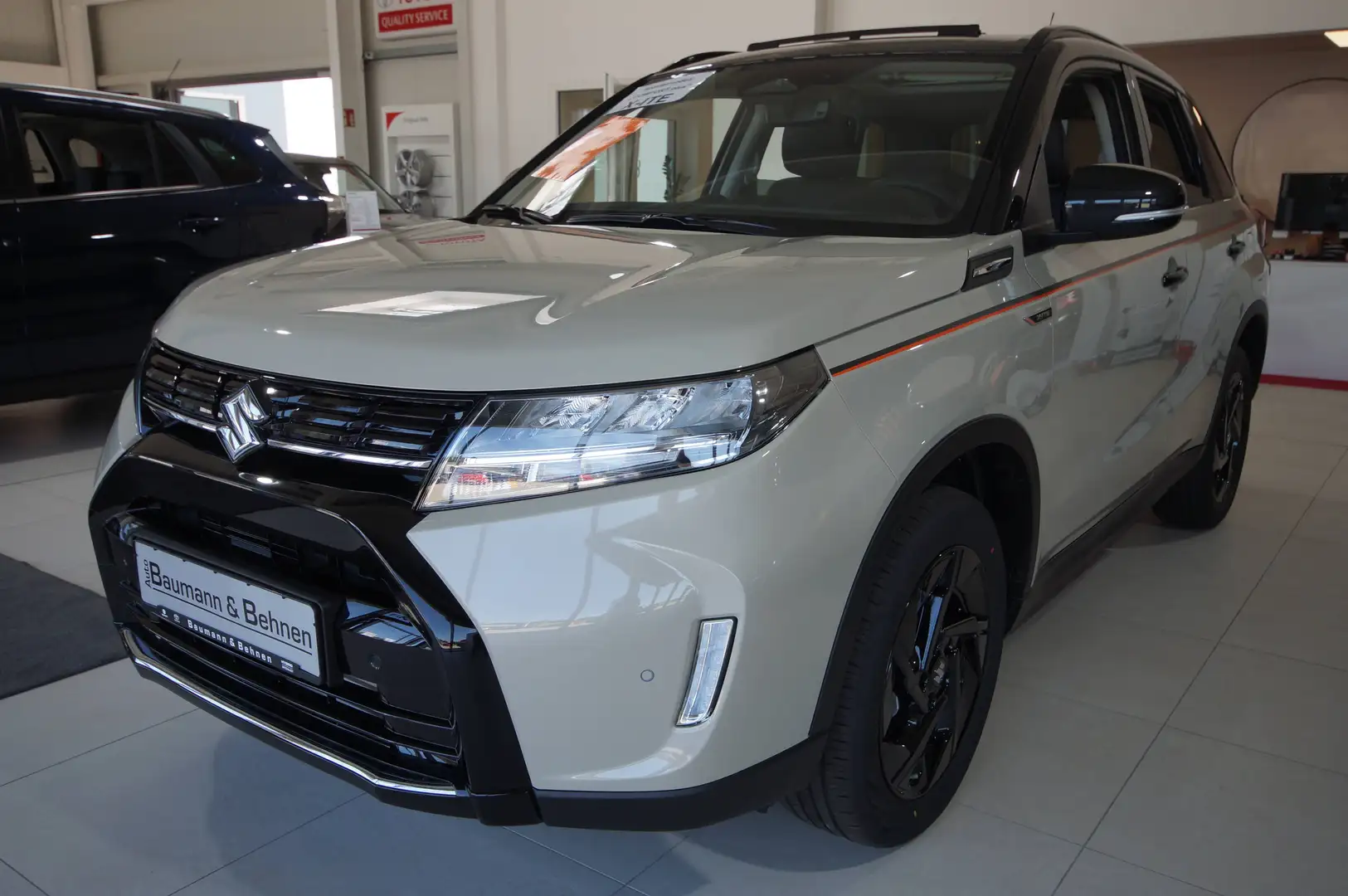 2026 Suzuki Vitara, béžová, 1 km, Nemecko — foto 1