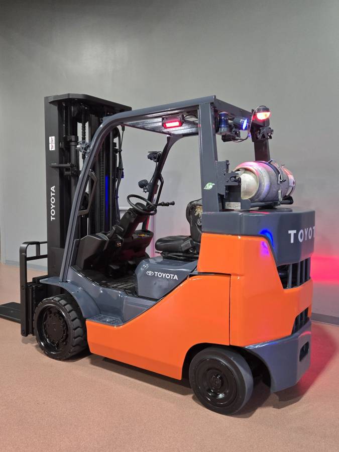 Toyota BOX, dovoz USA — foto 2 z 12