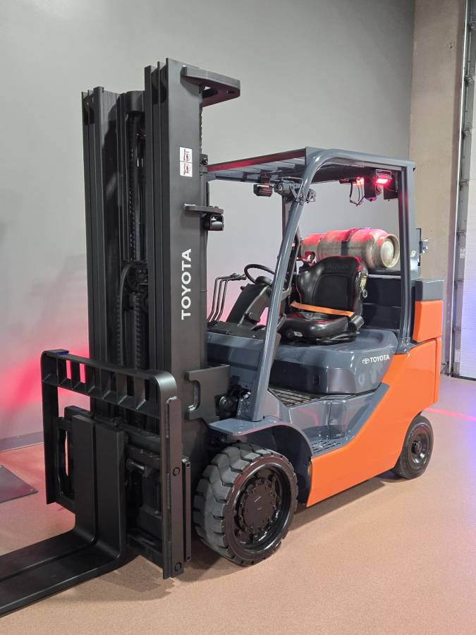 Toyota BOX, dovoz USA — foto 3 z 12