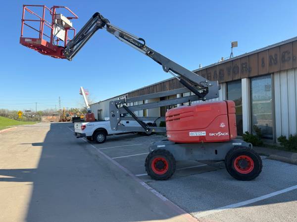 JLG BOOM, dovoz USA — foto 1 | AMECAR JLG BOOM, dovoz USA — foto 1
