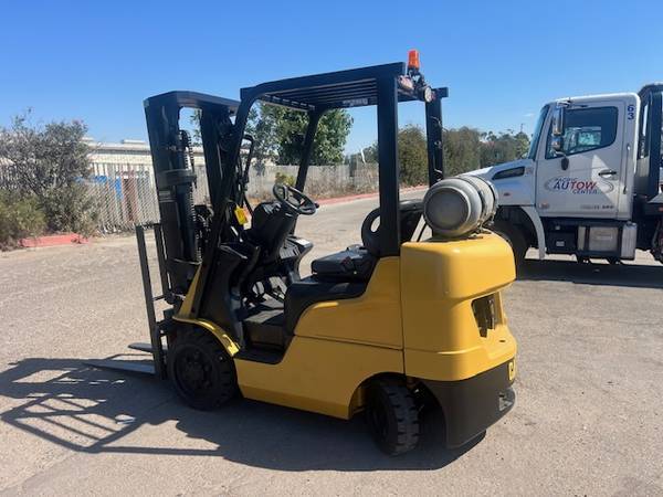 Caterpillar 5000LB, dovoz USA — foto 1