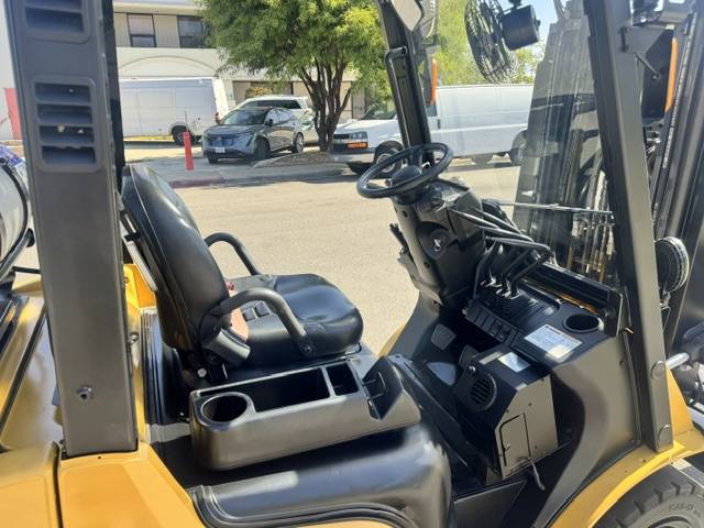 Caterpillar 5000LB, dovoz USA — foto 7 z 9