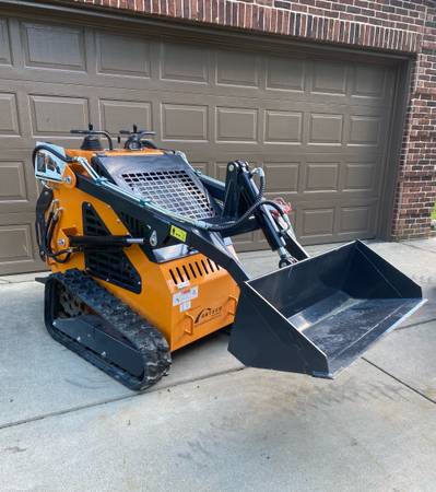 Ditch Witch MINI, dovoz USA — foto 3 z 10