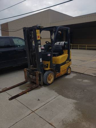 Yale FORKLIFT, dovoz USA — foto 1