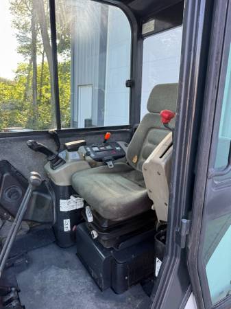 Bobcat 334G, dovoz USA — foto 6 z 12