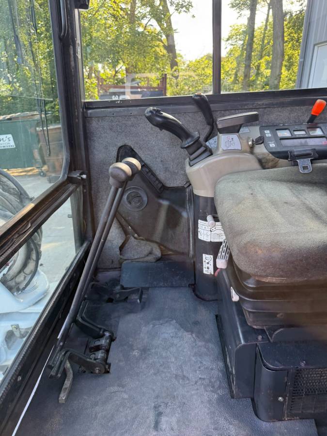 Bobcat 334G, dovoz USA — foto 9 z 12