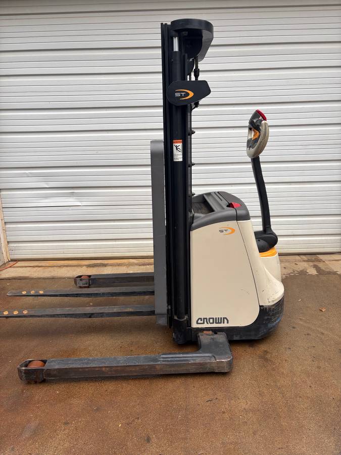 Caterpillar CROWN, dovoz USA — foto 3 z 6
