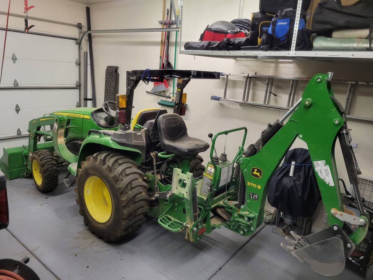 John Deere 3038, dovoz USA — foto 1