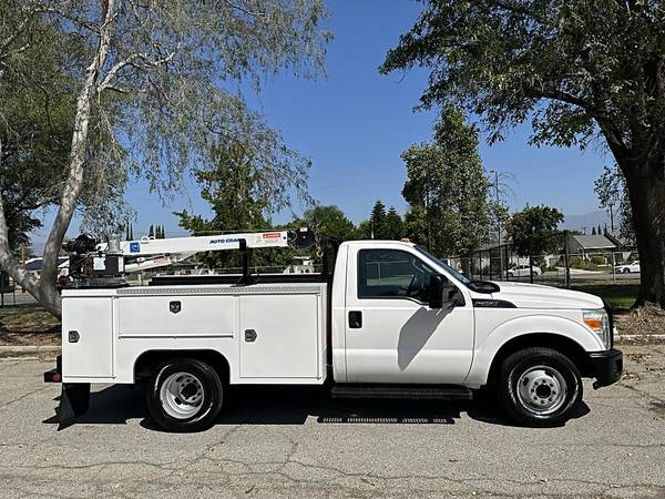 2013 FORD, dovoz USA — foto 2 z 12