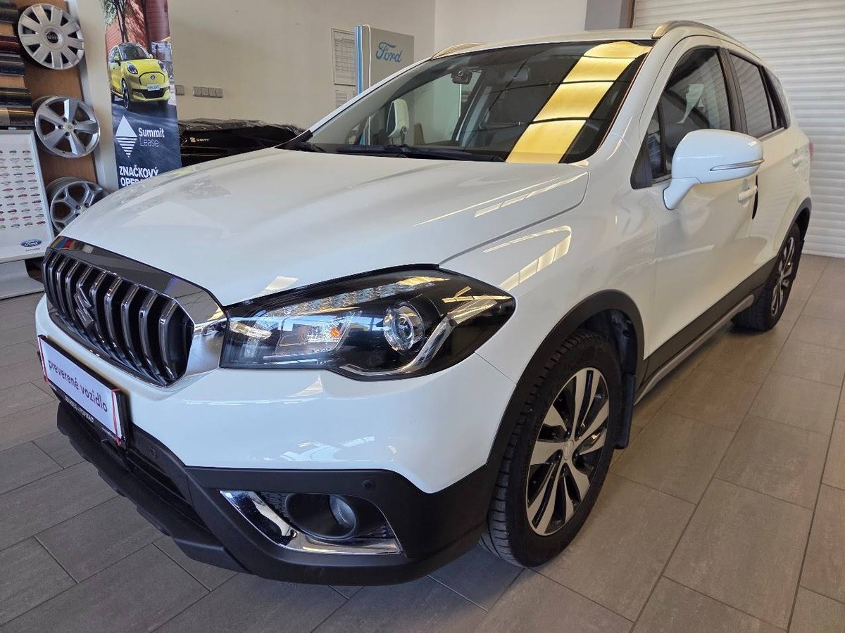 2020 Suzuki SX4, 61 703 km, Slovensko — foto 1