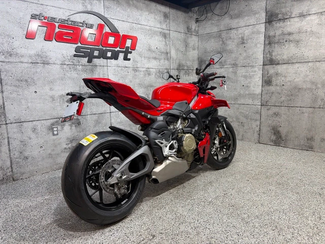 2026 Ducati, dovoz Kanada — foto 5 z 5