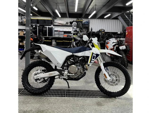 2027 Husqvarna, dovoz Kanada — foto 1