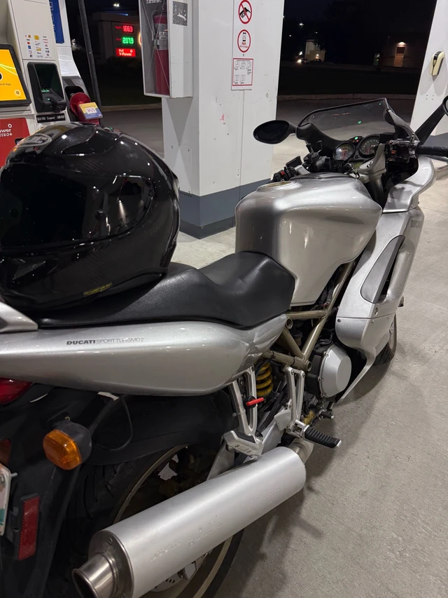 1998 Ducati, 36 000 km, dovoz Kanada — foto 4 z 5