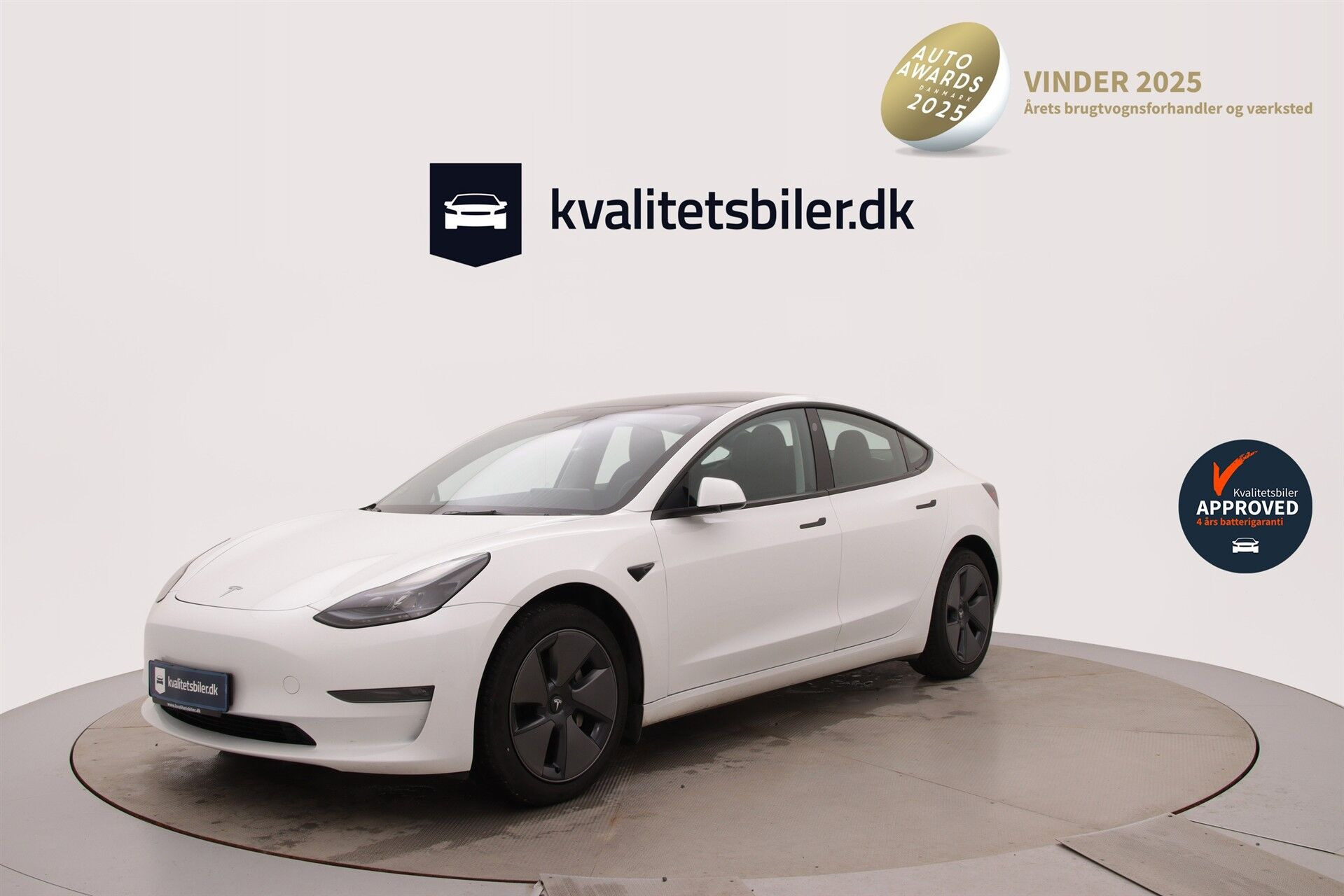 Tesla Model 3, Dánsko — foto 1