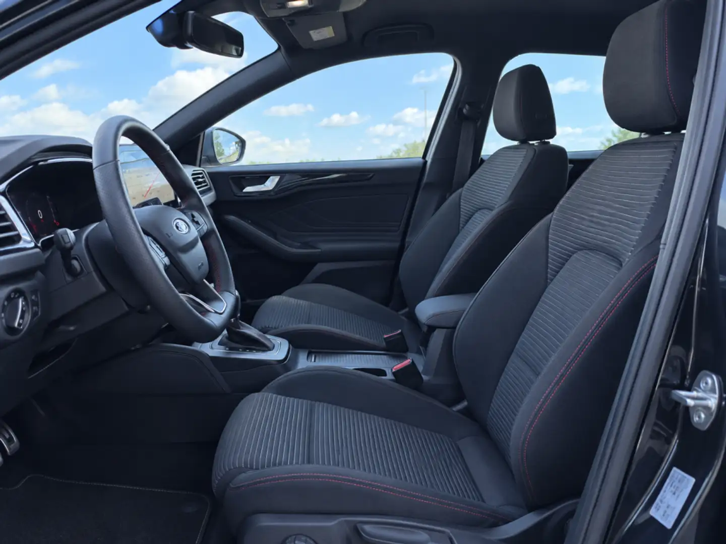 2026 Ford Focus, 10 km, Španielsko — foto 11 z 12