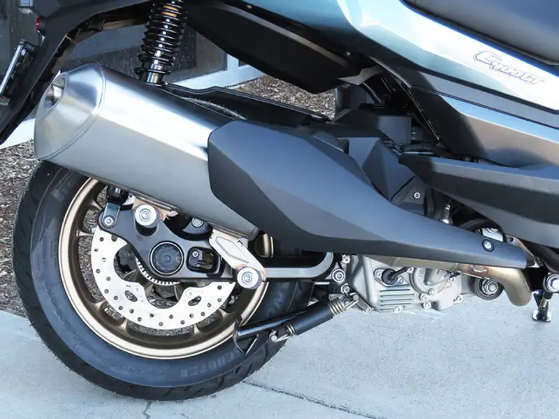 2026 BMW C 400 GT, modrá, 0 km, dovoz Kanada — foto 10 z 12