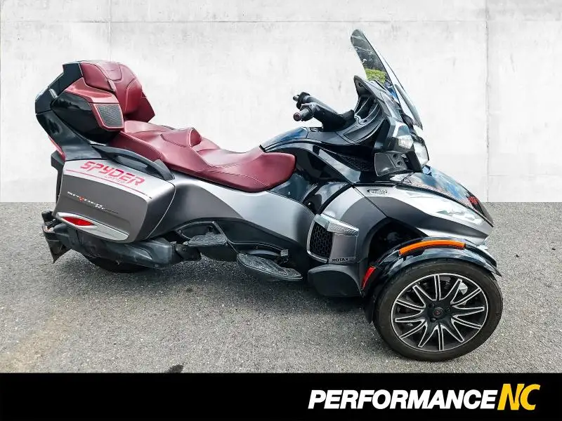 2015 Can-Am Unspecified, 112 340 km, dovoz Kanada — foto 1
