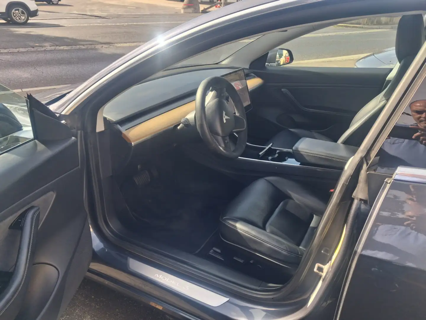2020 Tesla Model 3, 114 600 km, Luxembursko — foto 4 z 12
