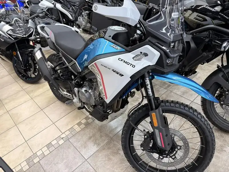 2026 CFMOTO IBEX 450, biela, dovoz Kanada — foto 3 z 3