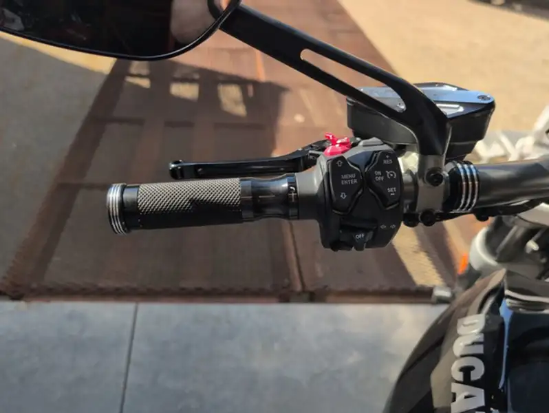 2016 Ducati XDiavel S, čierna, 11 000 km, dovoz Kanada — foto 12 z 12