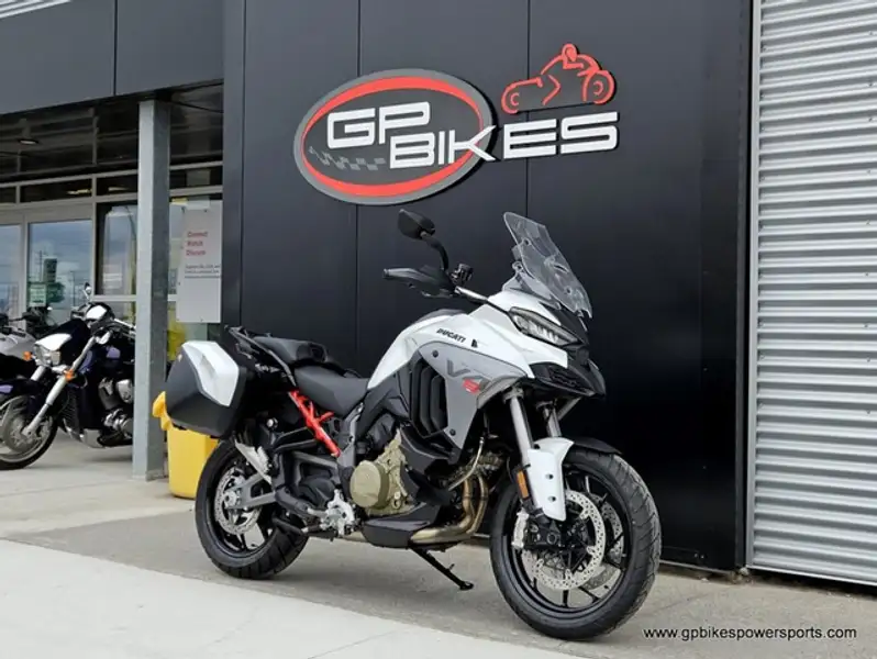 2026 Ducati Multistrada V4 S, biela, 0 km, dovoz Kanada — foto 1 | AMECAR 2026 Ducati Multistrada V4 S, biela, 0 km, dovoz Kanada — foto 1