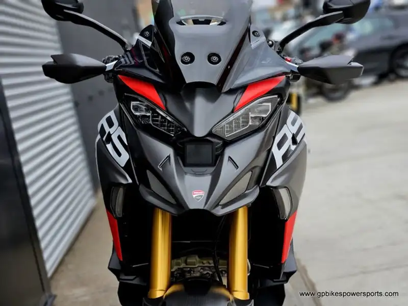 2026 Ducati Multistrada V4 RS, 0 km, dovoz Kanada — foto 6 z 12