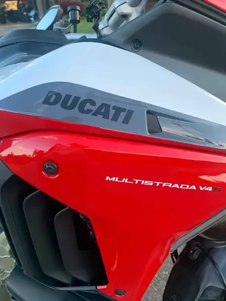 2022 Ducati Multistrada V4 S, 5 000 km, dovoz Kanada — foto 6 z 6