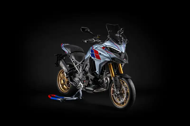 2027 Ducati Multistrada V4, modrá, 0 km, dovoz Kanada — foto 1 | AMECAR 2027 Ducati Multistrada V4, modrá, 0 km, dovoz Kanada — foto 1