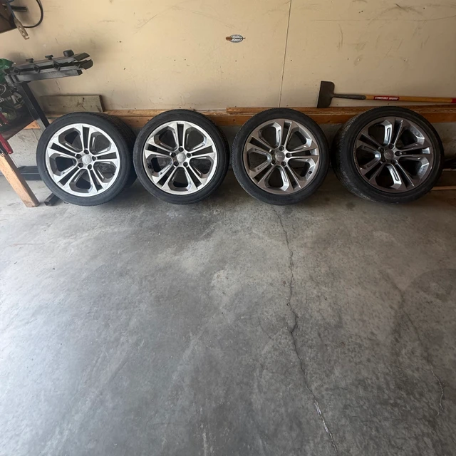 tire and rims, dovoz Kanada — foto 1