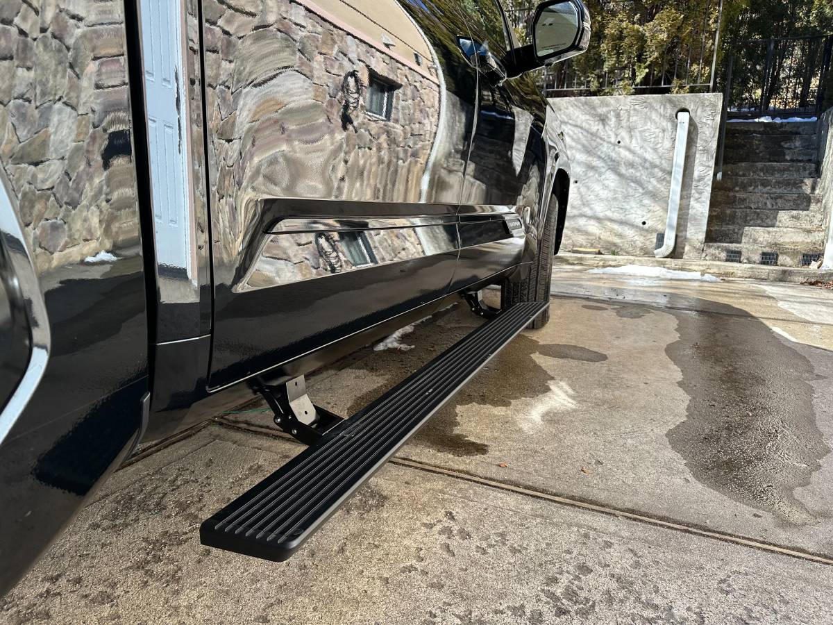2022-2026 Toyota Tundra OE Power Running Boards Steps komplet levý i pravý, dovoz USA — foto 1