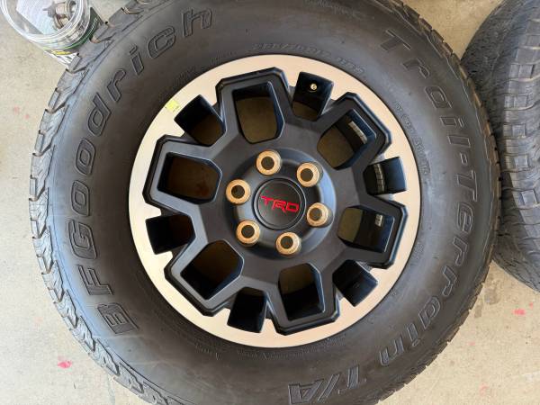 Toyota 2025 Tacoma TRD 4th gen Wheels rims 265/70/17 6th gen 4runner OE 4x4, dovoz USA — foto 1