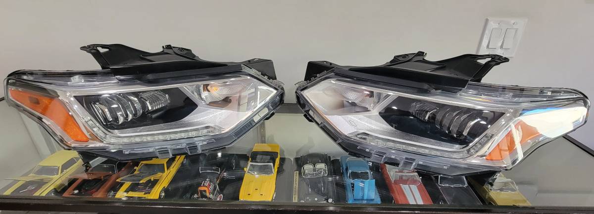 Genuine GM Traverse LED světlomet komplet sada 2018–2021 (LT/LS/LTZ), dovoz USA — foto 1