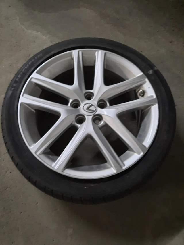 Lexus Factory OE 17" Silver Alloy Wheel Rims., strieborná, dovoz Kanada — foto 1 | AMECAR Lexus Factory OE 17" Silver Alloy Wheel Rims., strieborná, dovoz Kanada — foto 1