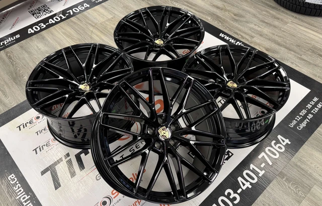 20" Porsche P12 Gloss Black Wheels 5x112 - Porsche Macan, čierna, dovoz Kanada — foto 1 z 5 20" Porsche P12 Gloss Black Wheels 5x112 - Porsche Macan, čierna, dovoz Kanada — foto 1 z 5