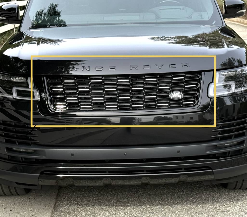 AUTHENTIC Range Rover SV Autobiography Grille (2021-2024) – Like nový!, dovoz USA — foto 1