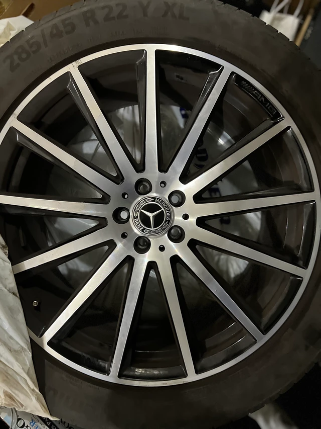 OE Mercedes-AMG GLS 22” Staggered Wheels & Continental Tires, dovoz Kanada — foto 1