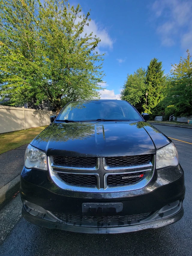 2018 Dodge Grand Caravan – Original Owner – Roof Cargo Rack, dovoz Kanada — foto 1 | AMECAR 2018 Dodge Grand Caravan – Original Owner – Roof Cargo Rack, dovoz Kanada — foto 1