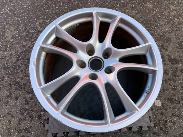 1 X Genuine OE 21X10 Porsche Cayenne GTS wheel 7L5.601.025.T, dovoz Kanada — foto 1