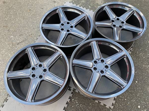 sada Ultra Rare Genuine BMW 22X10.5" AC SCHNITZER rims as nový, dovoz Kanada — foto 1