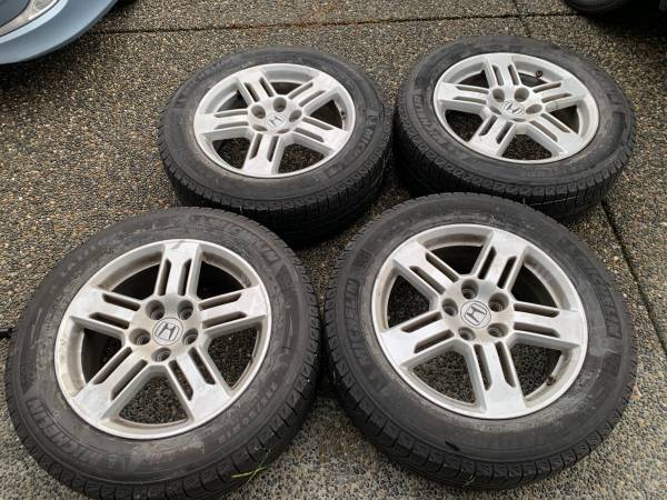 sada OE 18" Honda Odyssey Michelin X-ice Winter Package, dovoz Kanada — foto 1 | AMECAR sada OE 18" Honda Odyssey Michelin X-ice Winter Package, dovoz Kanada — foto 1
