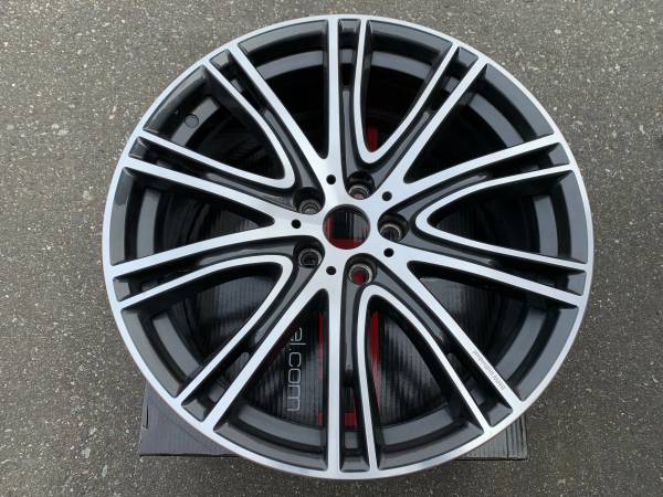 1 X Genuine 20x8 ET30 G30 G31 BMW individual style 759 přední Rim, dovoz Kanada — foto 1