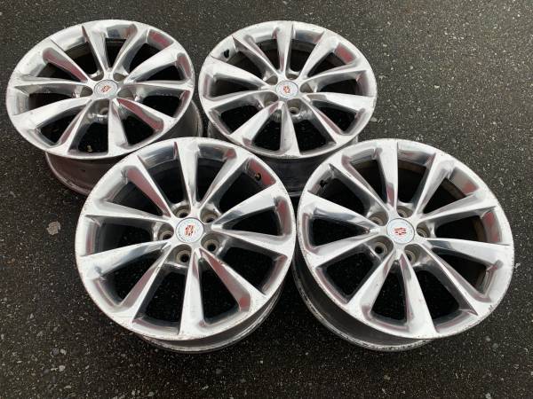 sada 19X8.5 ET39 Cadillac XTS 2013-2017 wheels in good cond, dovoz Kanada — foto 1