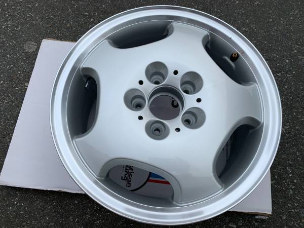 1 X single Mercedes OE 16X7.5 ET41 E class 96-99 rim as nový, dovoz Kanada — foto 1