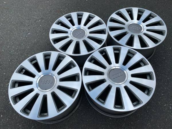Stunning - Genuine Factory OE Audi A8 19" rims in exc použitý cond, dovoz Kanada — foto 1