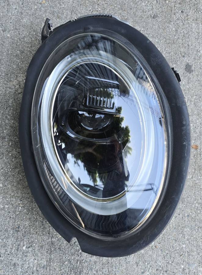 2019 2020 2021 2022 2023 2024 Mini Cooper F56 Lci pravý LED světlomet, dovoz USA — foto 1