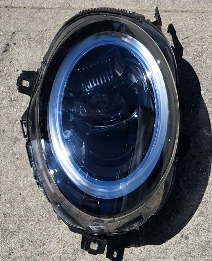 2019 2020 2021 2022 2023 2024 Mini Cooper F56 Lci pravý LED světlomet, dovoz USA — foto 1 z 4 2019 2020 2021 2022 2023 2024 Mini Cooper F56 Lci pravý LED světlomet, dovoz USA — foto 1 z 4