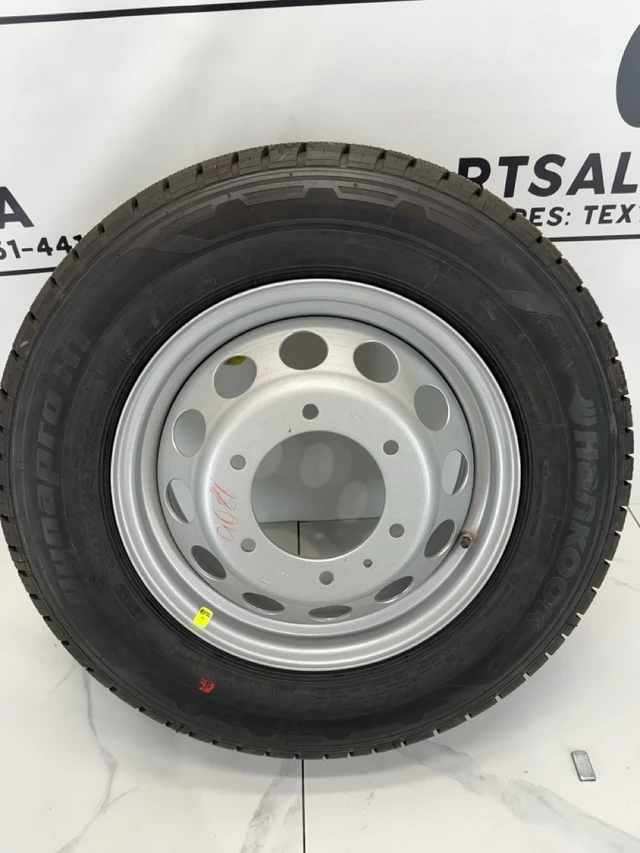 Ford Transit Dually demontovaný Wheels sada 205/75/16, dovoz Kanada — foto 1