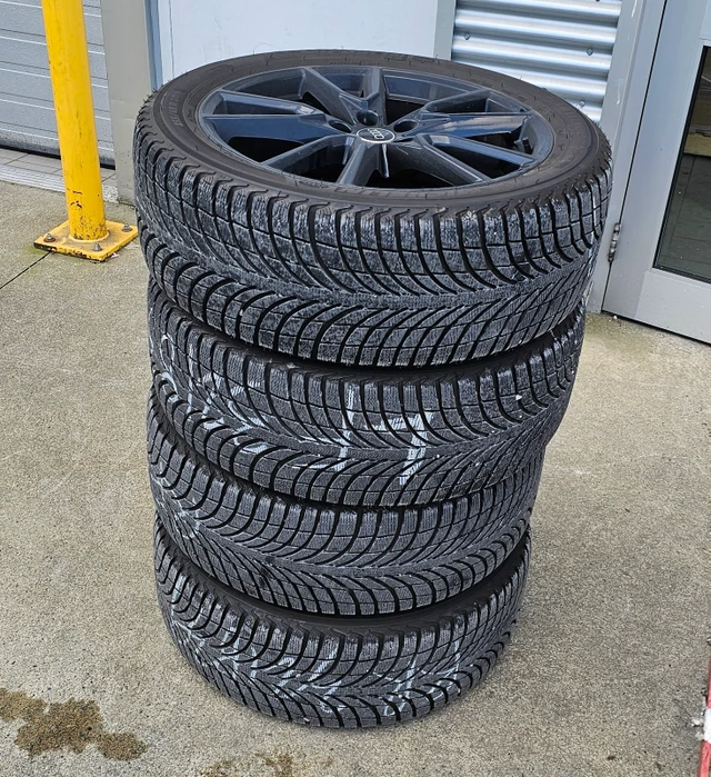 Audi Tires and Rims, dovoz Kanada — foto 1