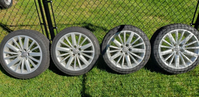 Mags Audi OE 18 pouces avec pneus d'hiver 245/40/18, dovoz Kanada — foto 1